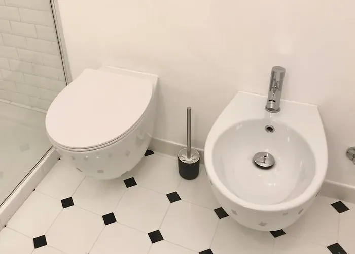 Centre Navigli- ميلان