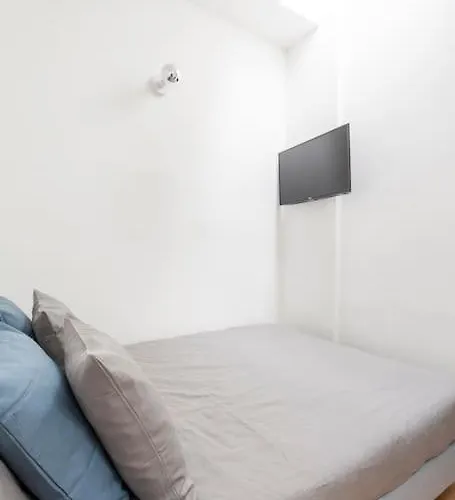 Centre Navigli- ميلان